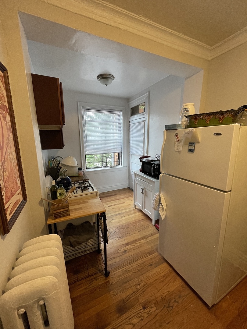 631 West Roscoe Street, Unit D2 Chicago, IL 60657 - Photo 7 of 9