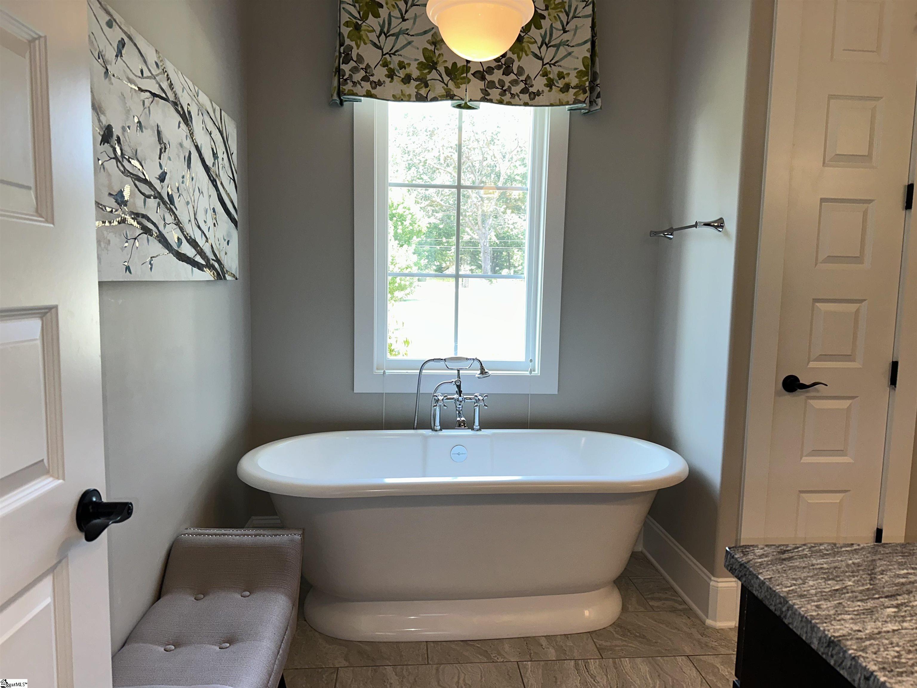 1330 Jonesville Road Simpsonville, SC 29681 - Photo 15 of 45 Gallery Image 15