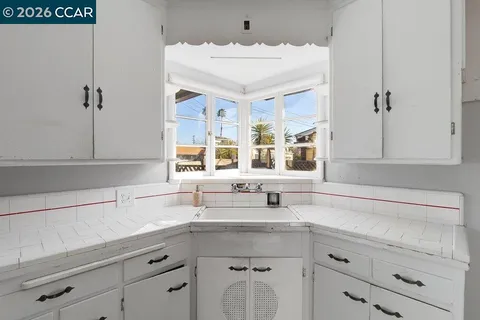 $389,000 | 2614 Chanslor Avenue, Richmond, CA 94804