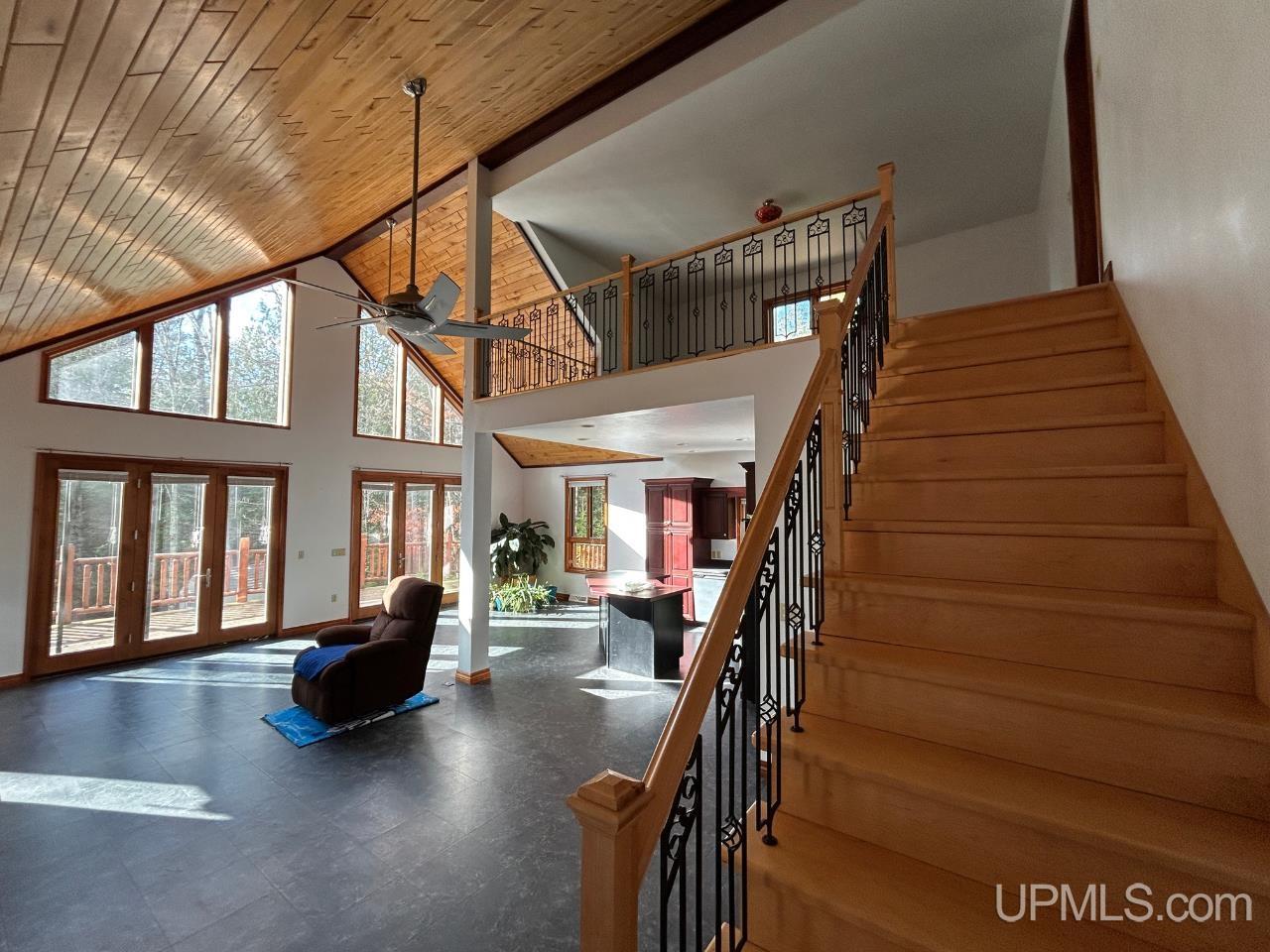 5275 23 1/2 Road Gladstone, MI 49837 - Photo 23 of 68