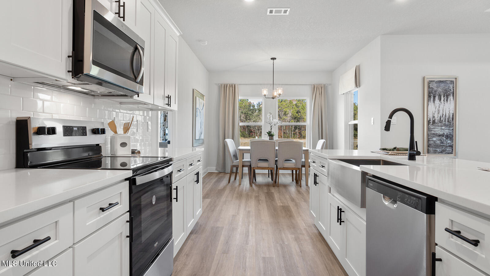 14431 South Swan Road Gulfport, MS 39503 - Photo 15 of 42 Kitchen