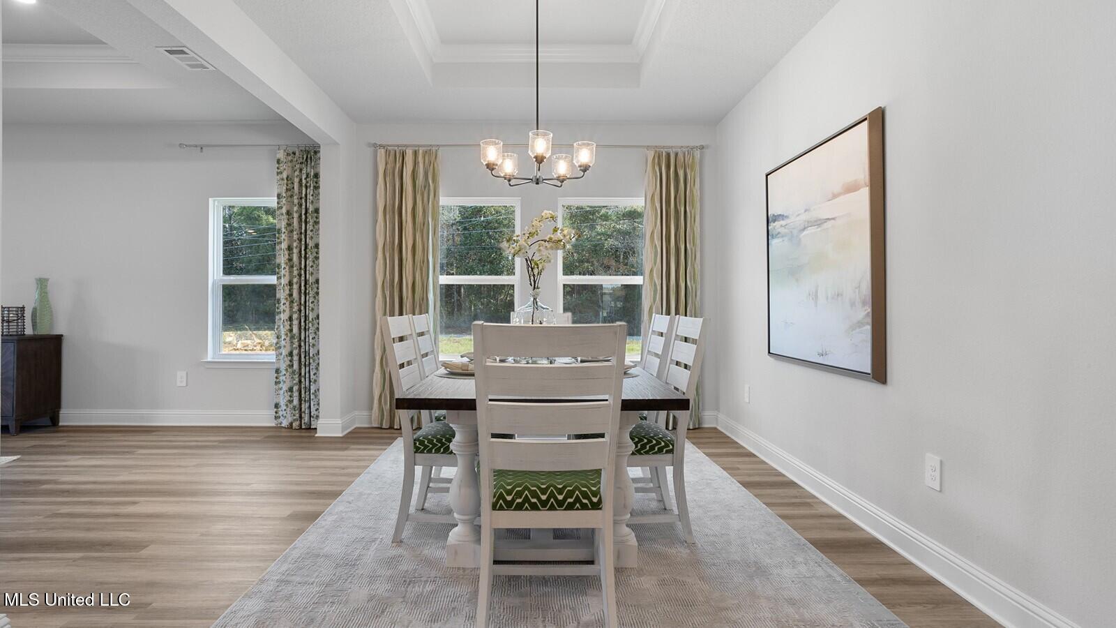 14431 South Swan Road Gulfport, MS 39503 - Photo 17 of 42 Dining Room