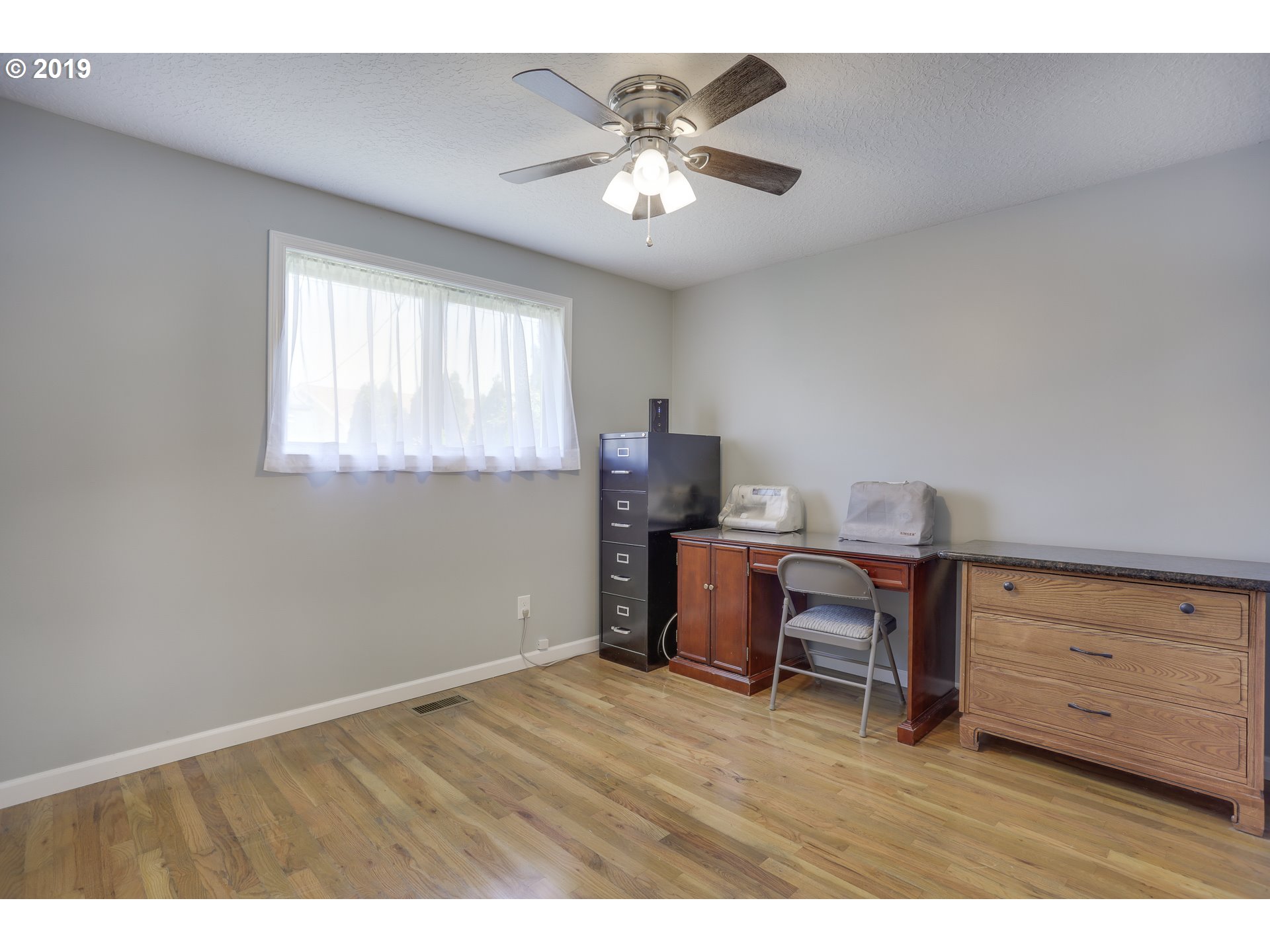 1194 Stanfield Road Woodburn, OR 97071 - Photo 16 of 24 Gallery Image 16