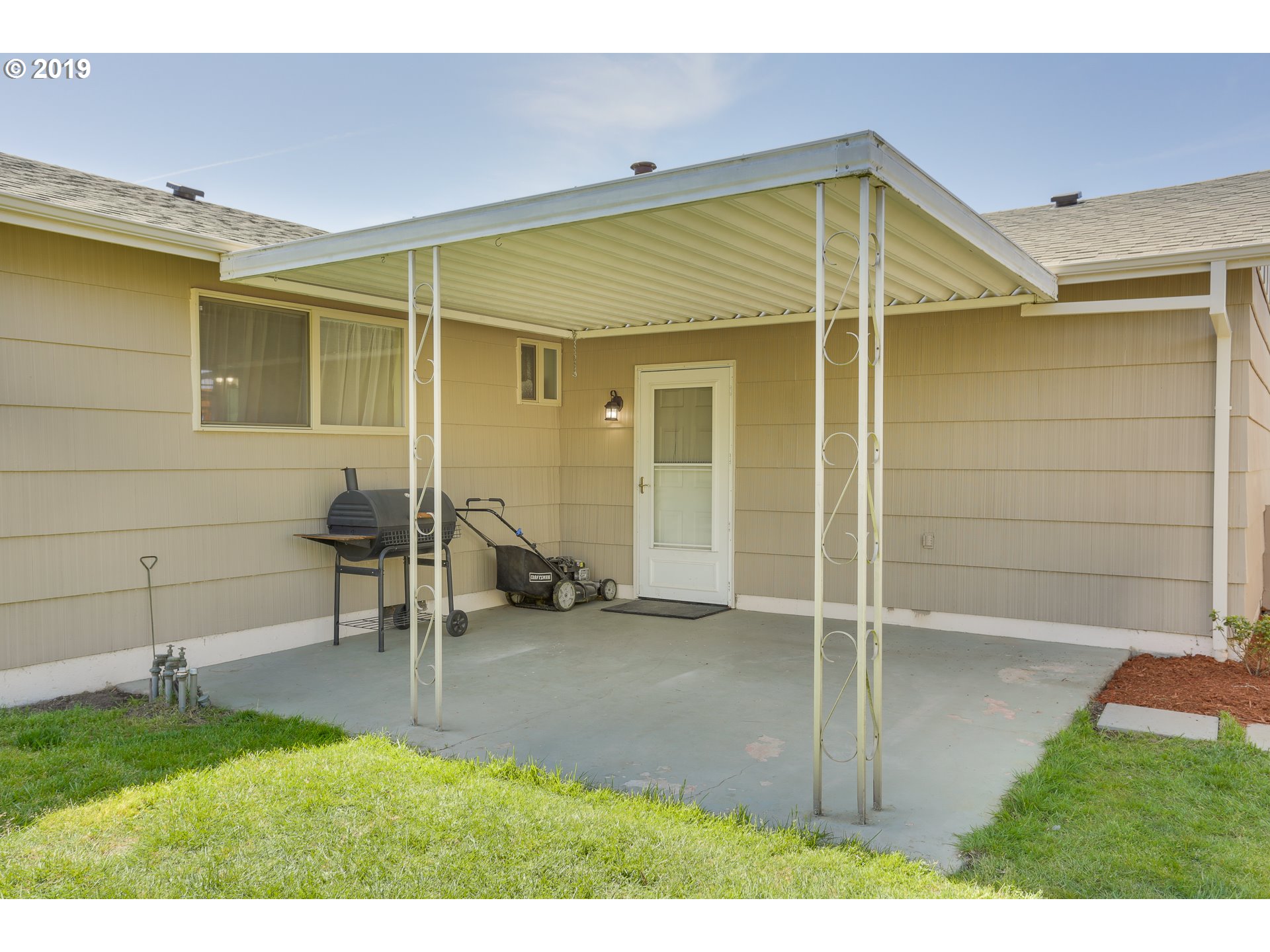 1194 Stanfield Road Woodburn, OR 97071 - Photo 22 of 24 Gallery Image 22