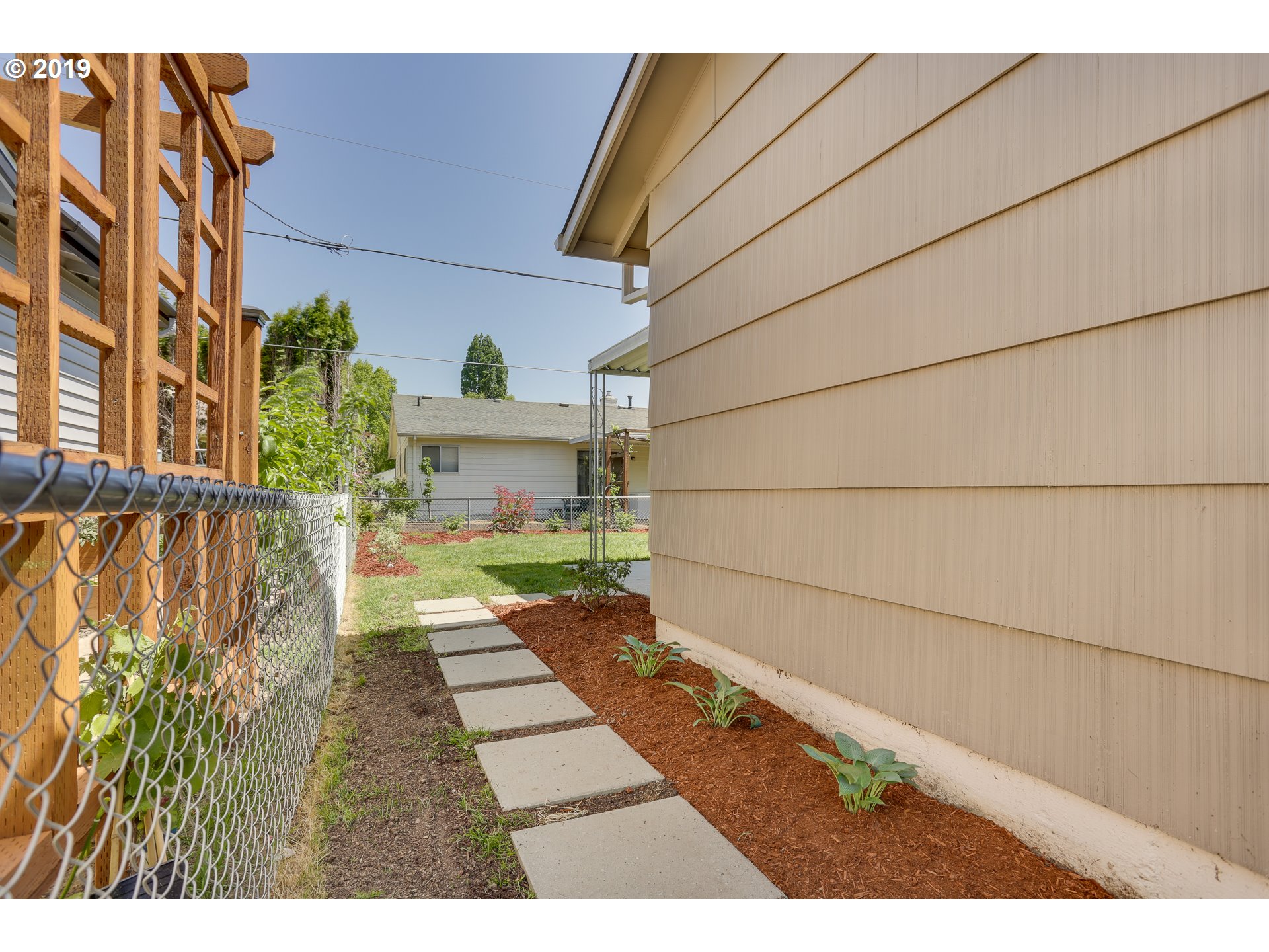 1194 Stanfield Road Woodburn, OR 97071 - Photo 23 of 24 Gallery Image 23
