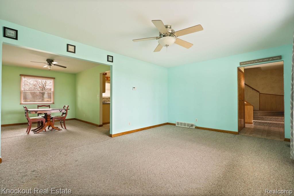 13098 Seymour Road Montrose, MI 48457 - Photo 11 of 40 Gallery Image 11