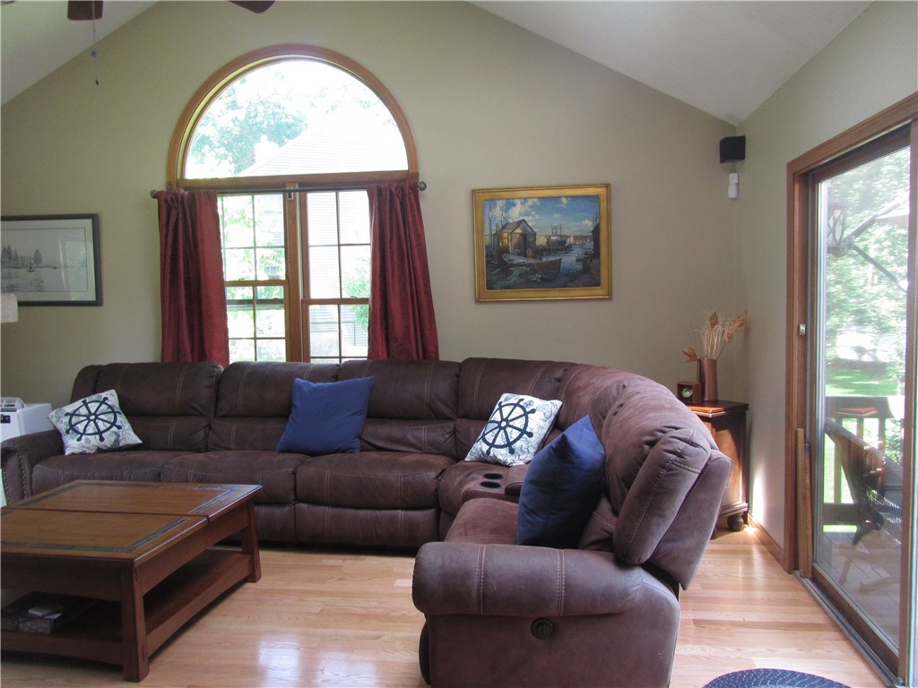25 Southbury Road Cumberland, RI 02864 - Photo 13 of 40 Gallery Image 13