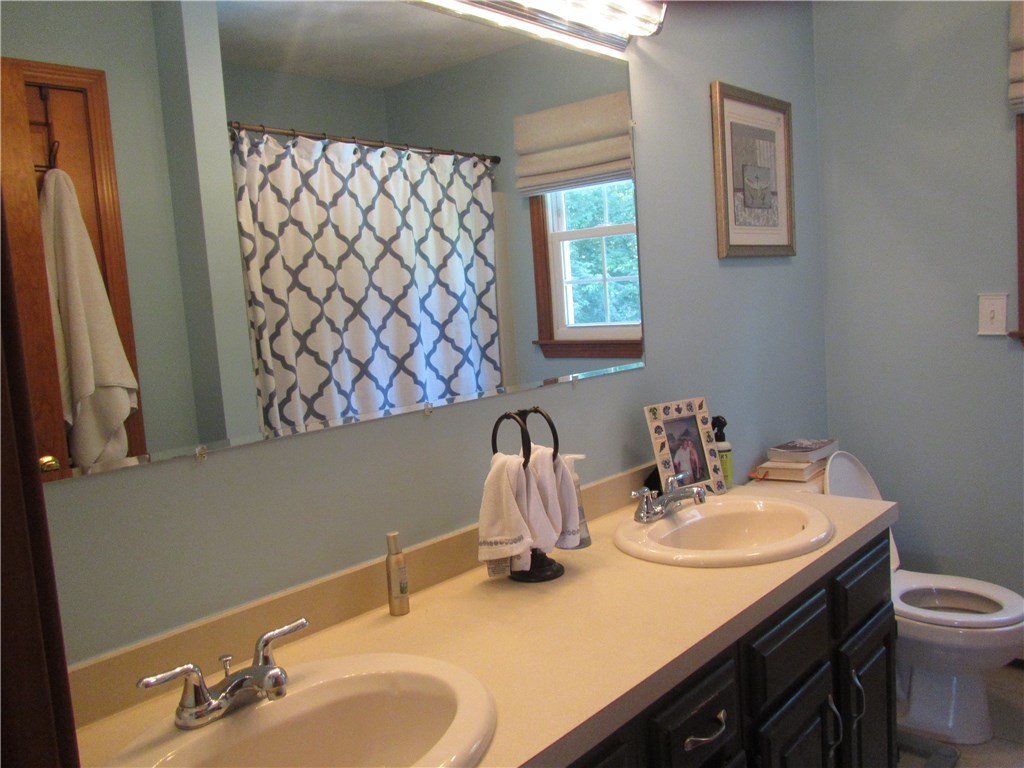 25 Southbury Road Cumberland, RI 02864 - Photo 21 of 40 Gallery Image 21