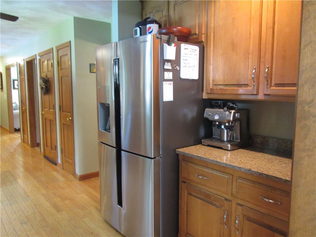 25 Southbury Road Cumberland, RI 02864 - Photo 8 of 40 Gallery Image 8