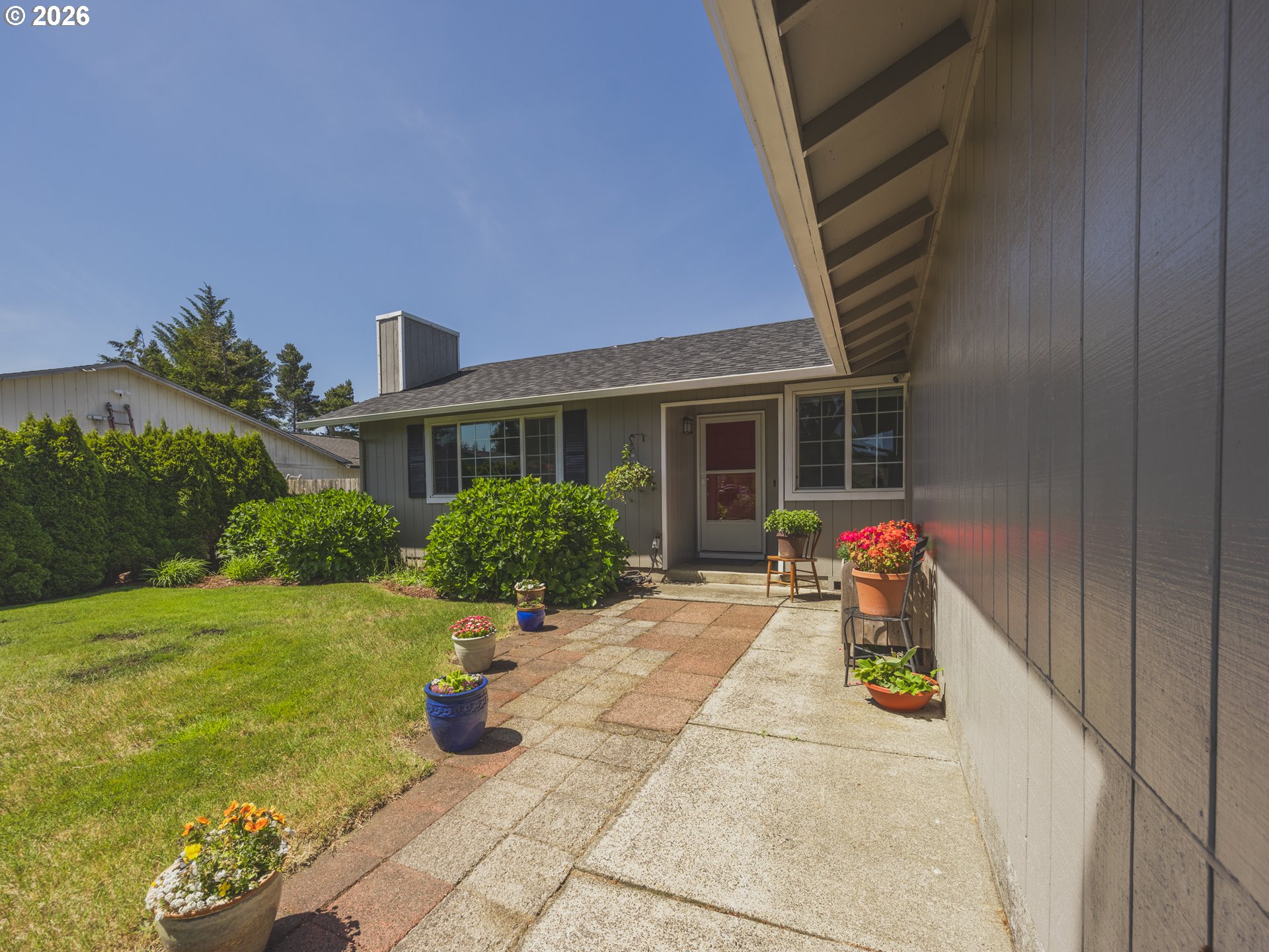 4125 Spruce Street Florence, OR 97439 - Photo 3 of 42