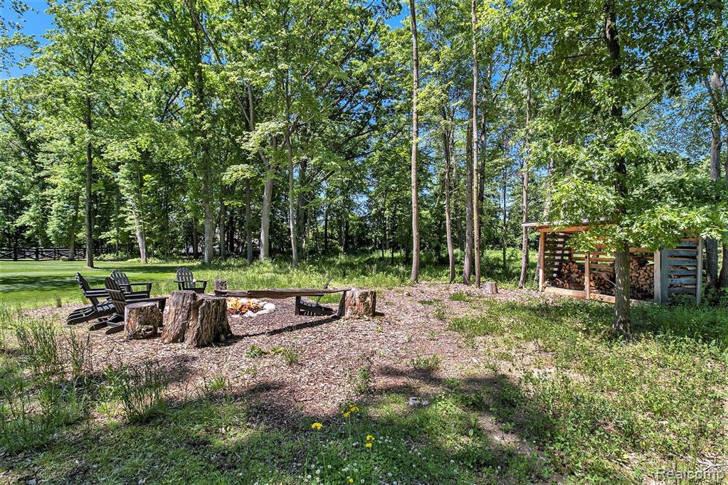 471 Montclair Way Milford, MI 48381 - Photo 65 of 75