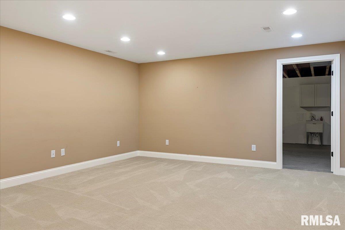7307 Torrington Way Springfield, IL 62711 - Photo 32 of 44