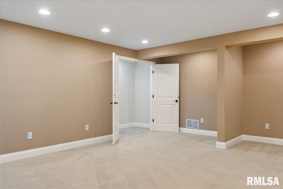 7307 Torrington Way Springfield, IL 62711 - Photo 33 of 44