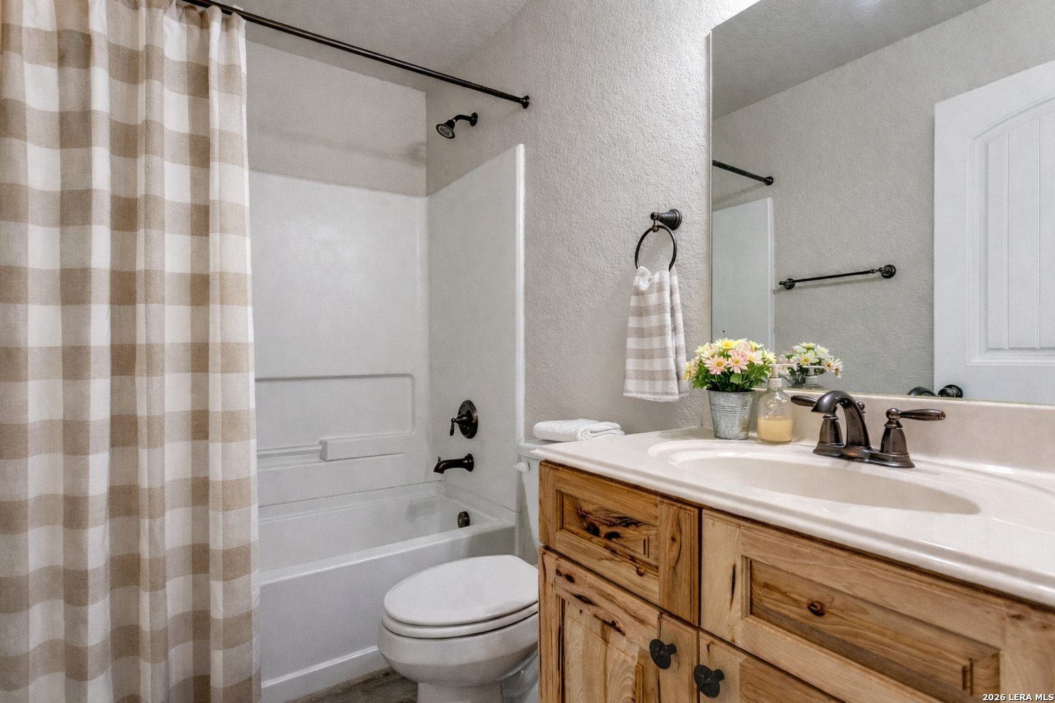 210 Inwood Poteet, TX 78065 - Photo 13 of 19