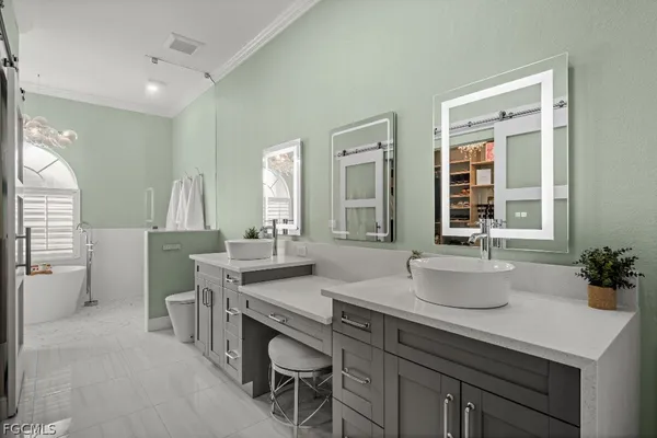 $1,499,000 | 2035 Teagarden Lane, Naples, FL 34110