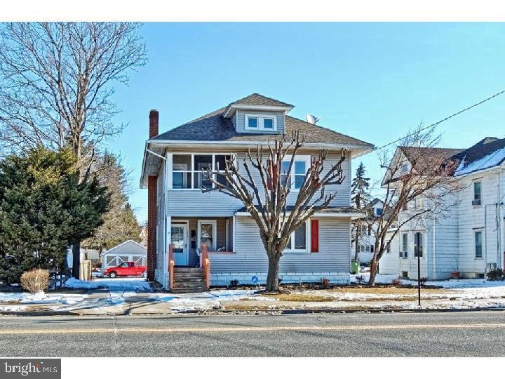 407 North Broadway Pitman, NJ 08071 - Photo 1 of 20 a front view of a house