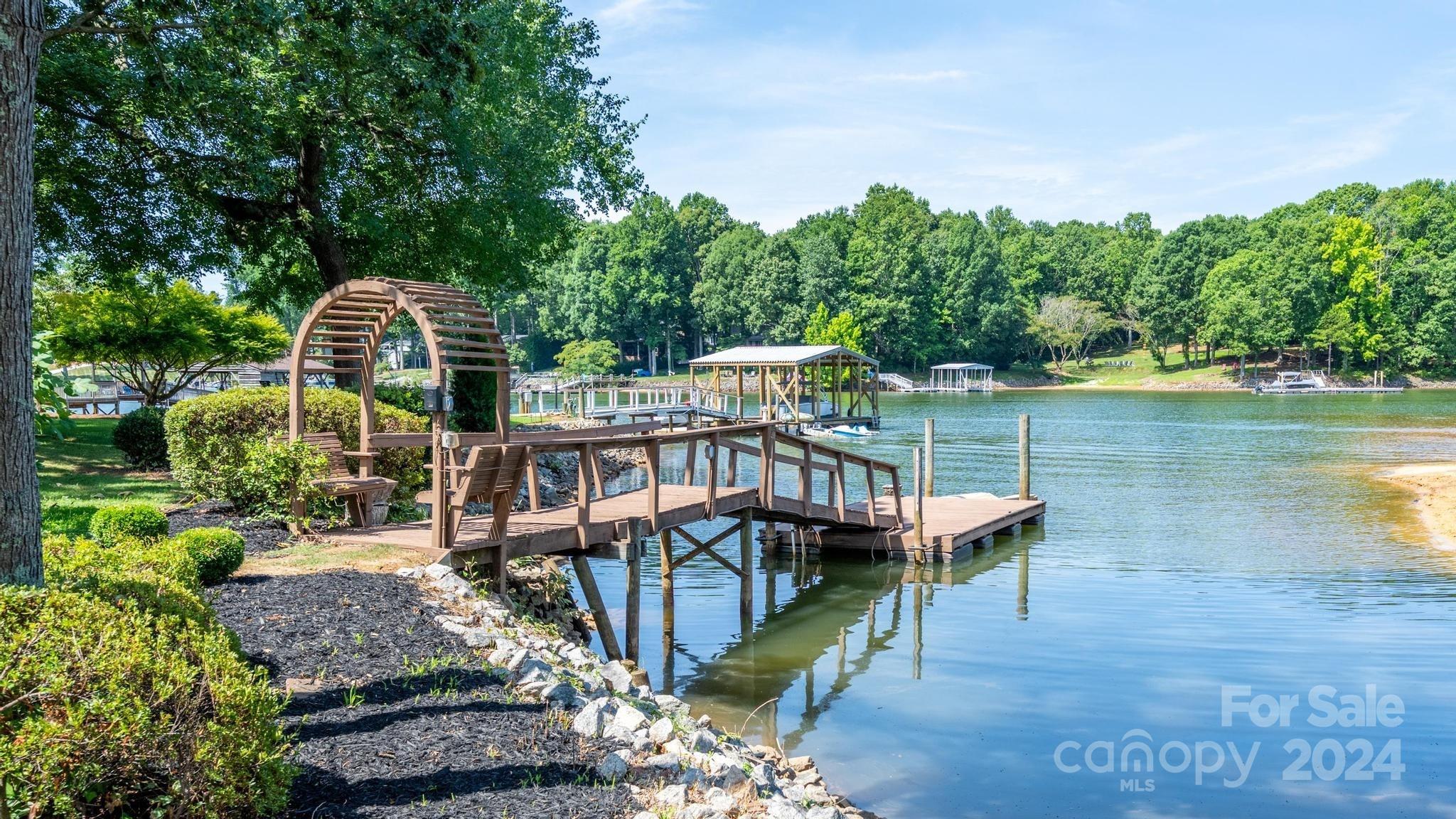 242 Spring Run Road Mooresville, NC 28117 - Photo 5 of 44 Gallery Image 5