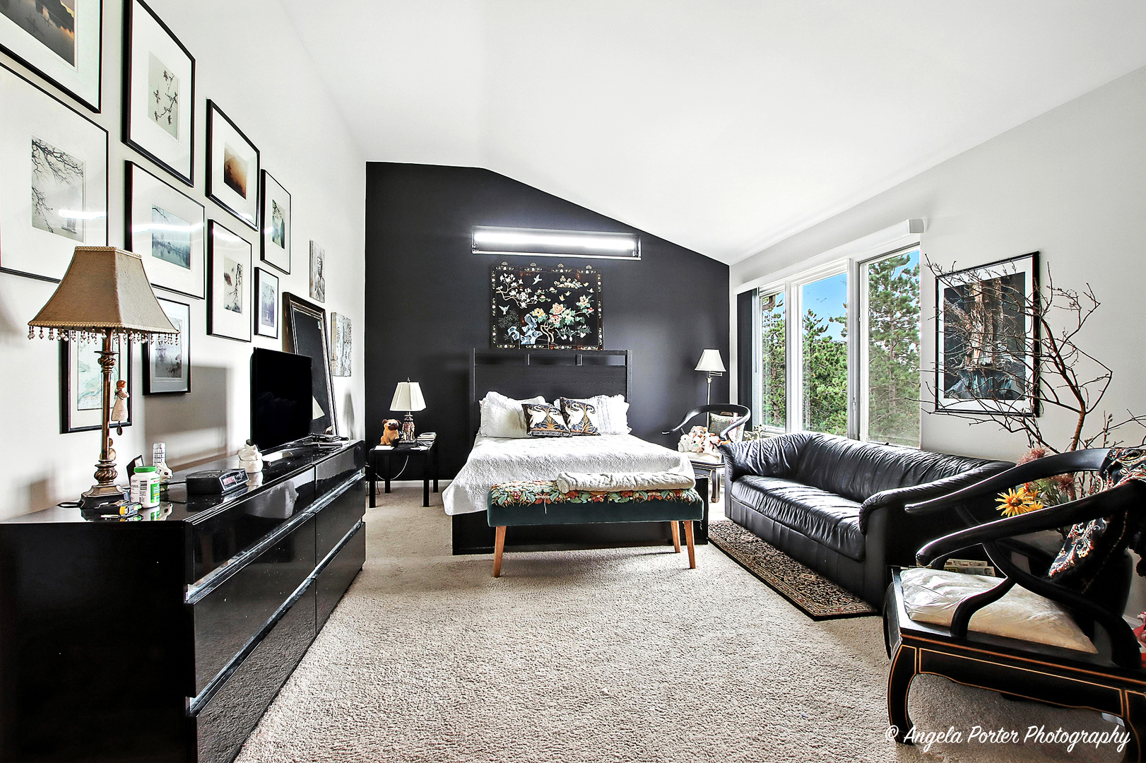 4119 White Ash Road Crystal Lake, IL 60014 - Photo 23 of 48 a living room with furniture fireplace and flat screen tv