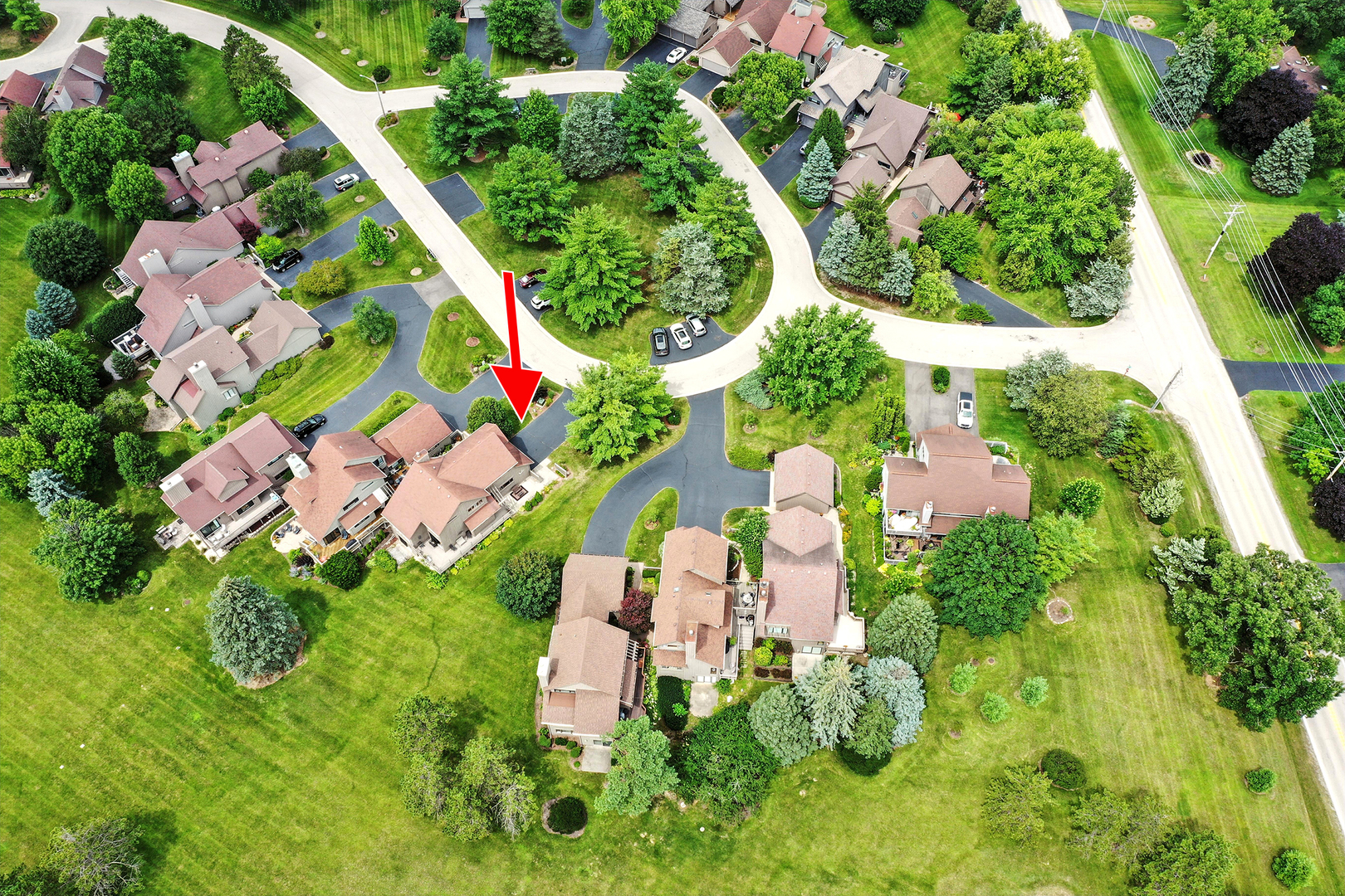 4119 White Ash Road Crystal Lake, IL 60014 - Photo 44 of 48 an aerial view of a house with a yard and swimming pool