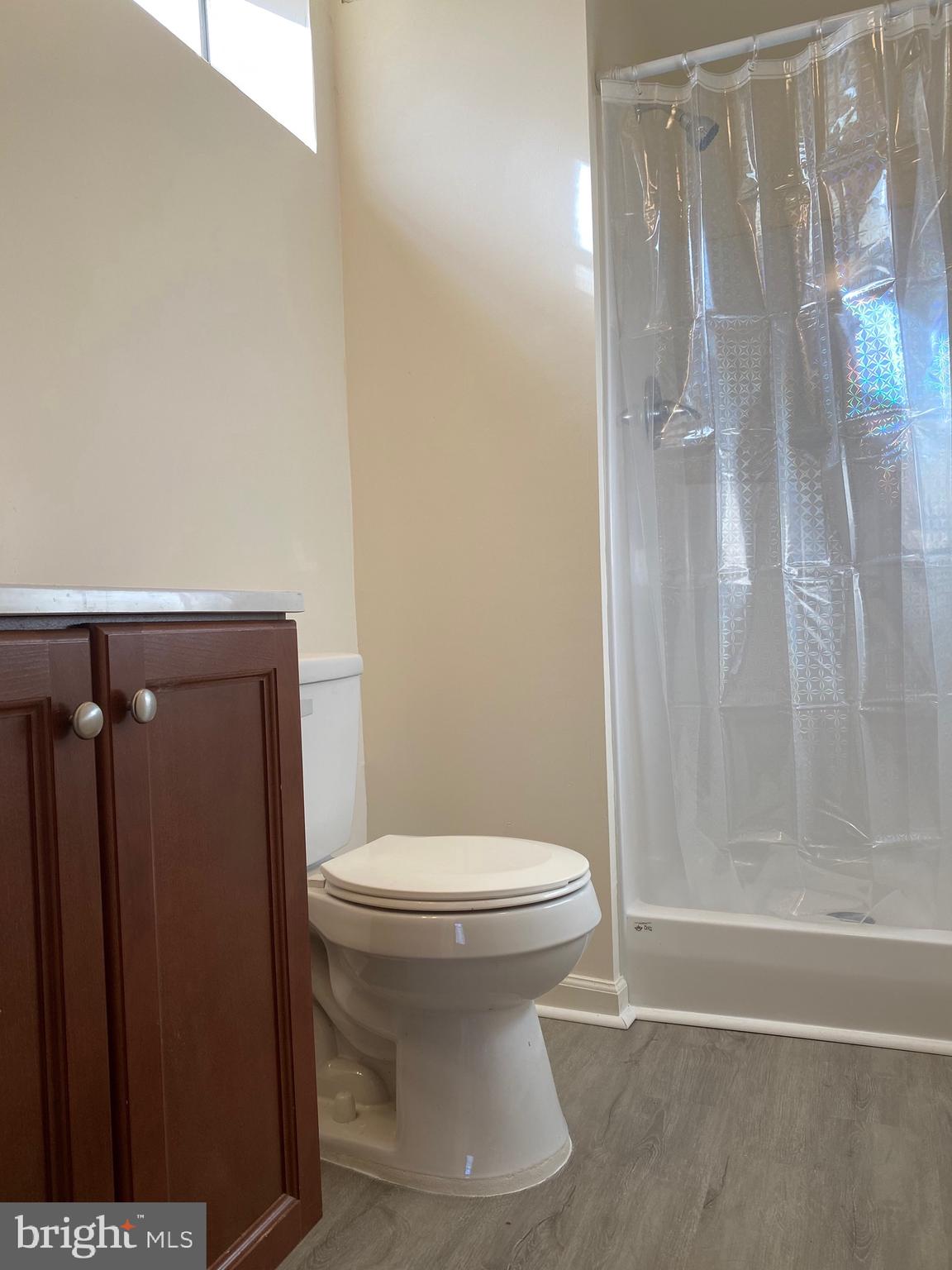 41 Comptons Road Castleton, VA 22716 - Photo 12 of 35 House offers two full baths.