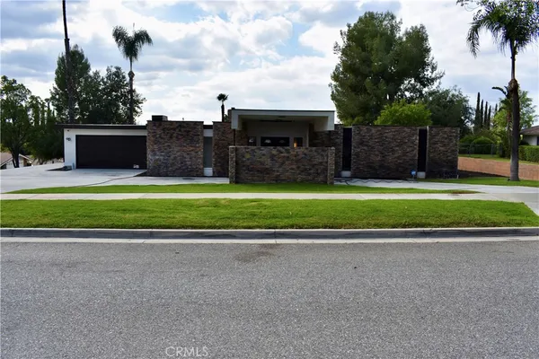 $839,900 | 1156 Lyndhurst Drive, Riverside, CA 92507