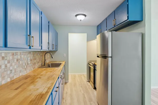 $99,000 | 3461 Kent Street, Unit 1116, Shoreview, MN 55126