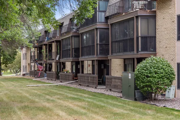 $99,000 | 3461 Kent Street, Unit 1116, Shoreview, MN 55126