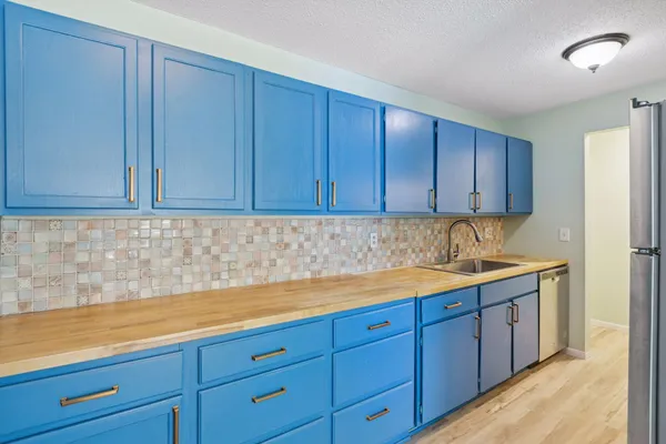 $99,000 | 3461 Kent Street, Unit 1116, Shoreview, MN 55126