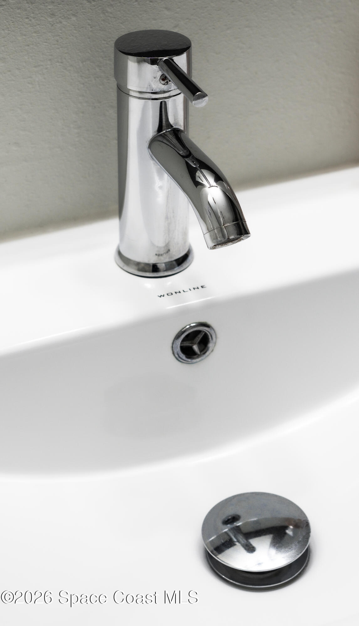 686 Hand Avenue Ormond Beach, FL 32174 - Photo 21 of 29 Guest Bathroom