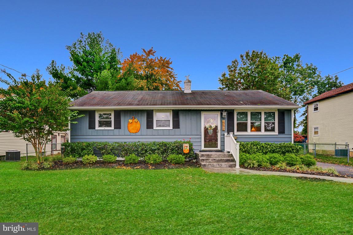 116 West Henry Street Palmyra, NJ 08065 - Photo 2 of 34 Gallery Image 2