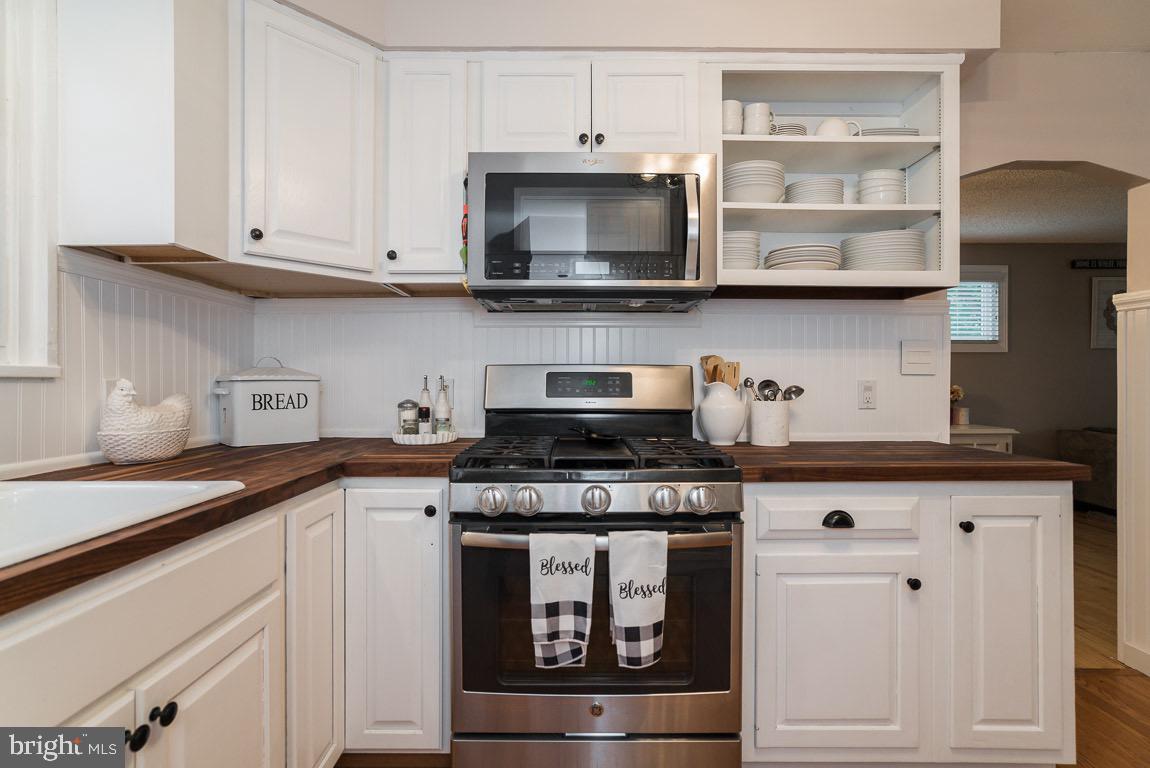 116 West Henry Street Palmyra, NJ 08065 - Photo 12 of 34 Gallery Image 12