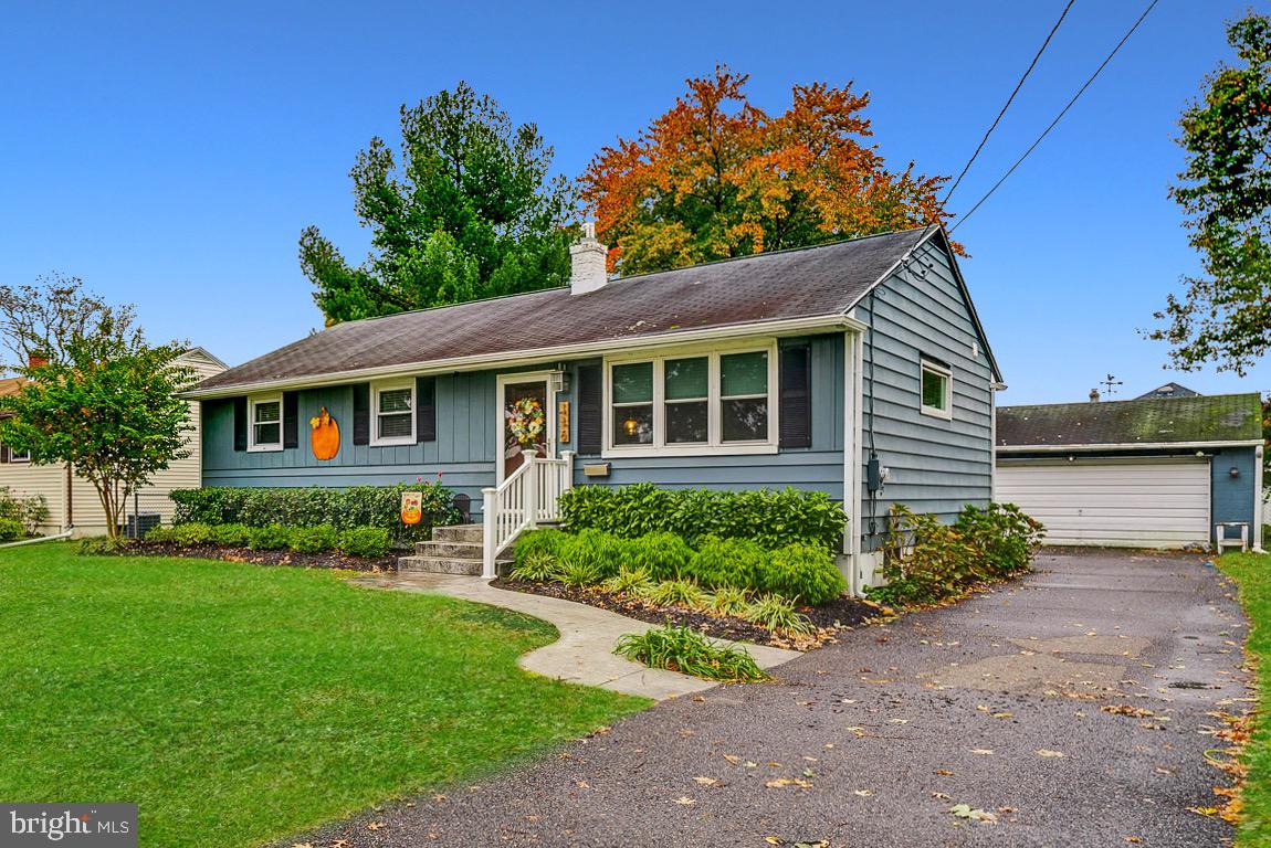 116 West Henry Street Palmyra, NJ 08065 - Photo 3 of 34 Gallery Image 3