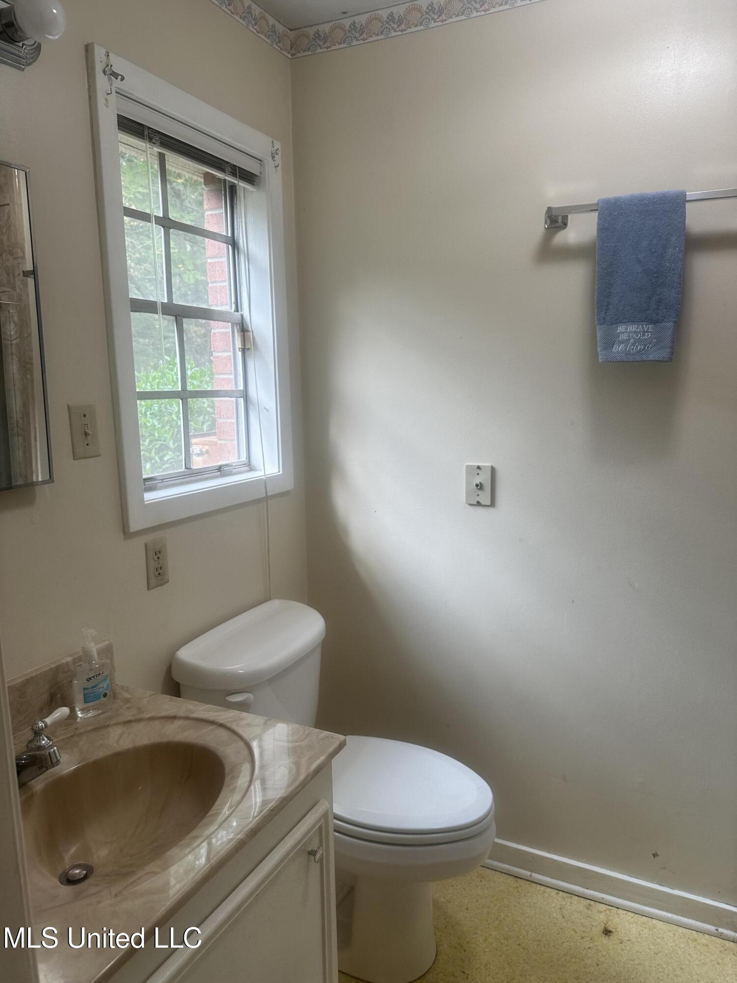 231 Zelma Lane Florence, MS 39073 - Photo 23 of 38 IMG_3803