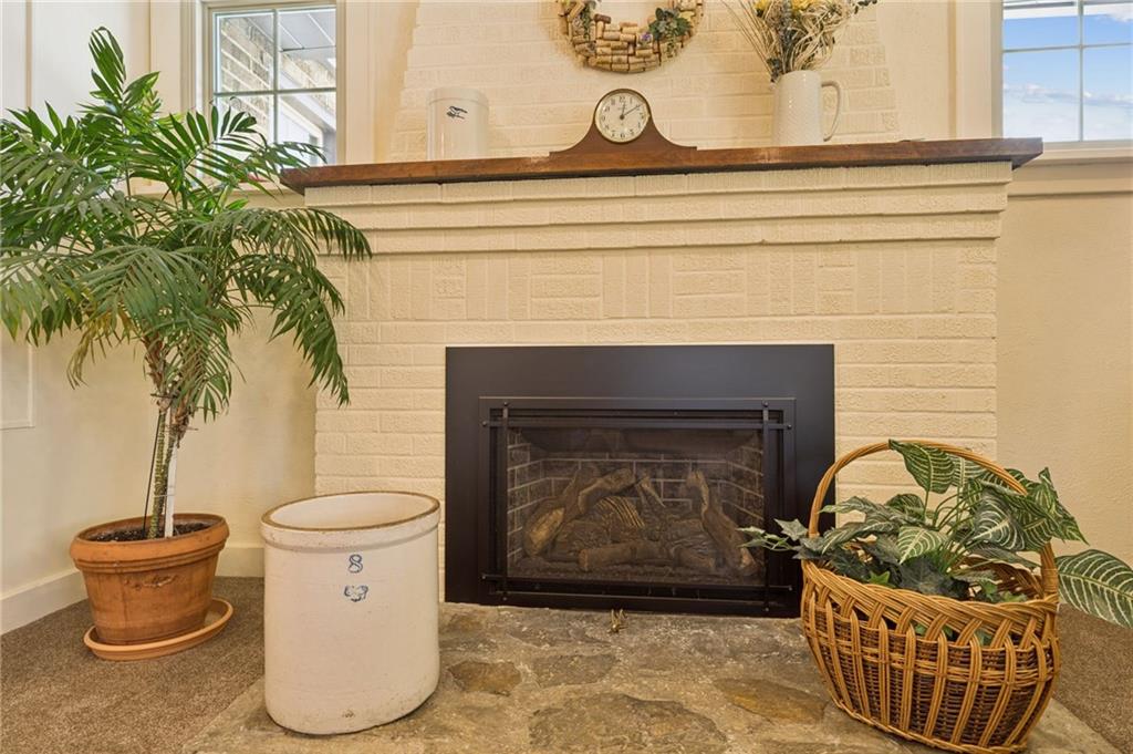 1336 Sarver Road Freeport, PA 16229 - Photo 5 of 49 Cozy Gas fireplace
