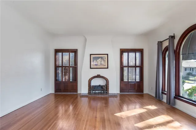 $3,200 | 929 East 37th Street, Long Beach, CA 90807