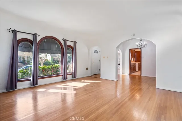 $3,200 | 929 East 37th Street, Long Beach, CA 90807