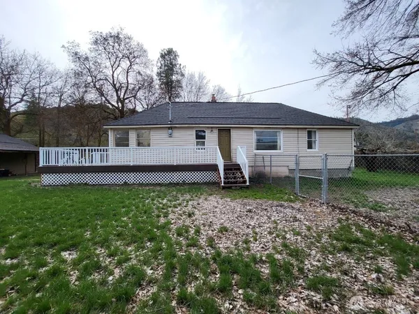 $429,900 | 334 Chapel Street, Cashmere, WA 98815
