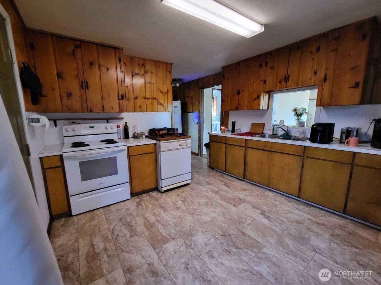 334 Chapel Street Cashmere, WA 98815 - Photo 7 of 40