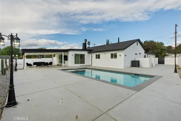 a view of house and outdoor space