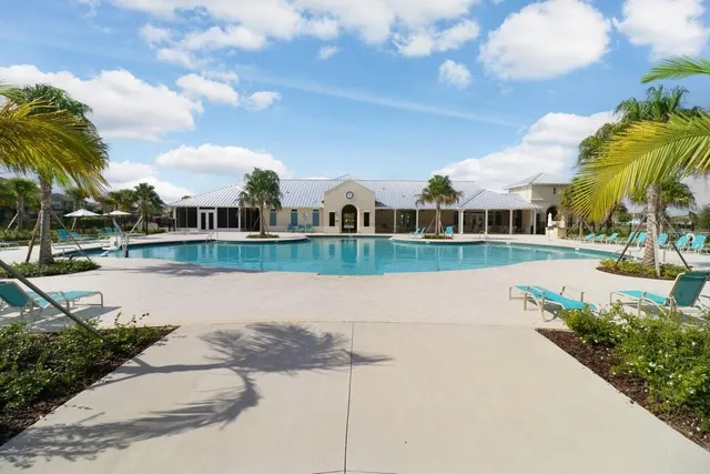 $415,000 | 10932 Carlton Fields Drive, Riverview, FL 33579