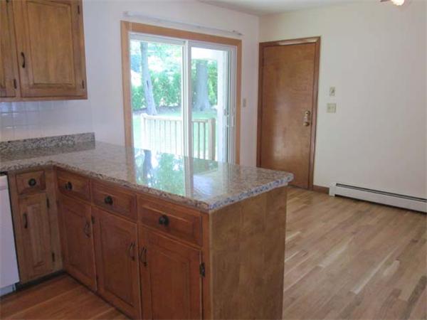 14 Douglas Road North Andover, MA 01845 - Photo 3 of 19 Gallery Image 3