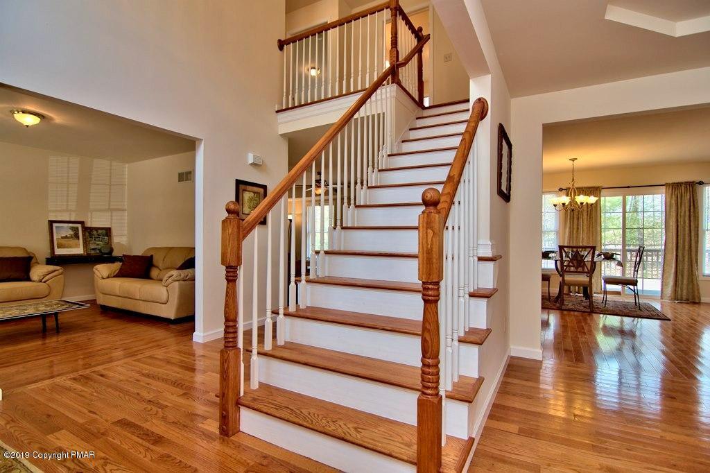 Foyer View 3