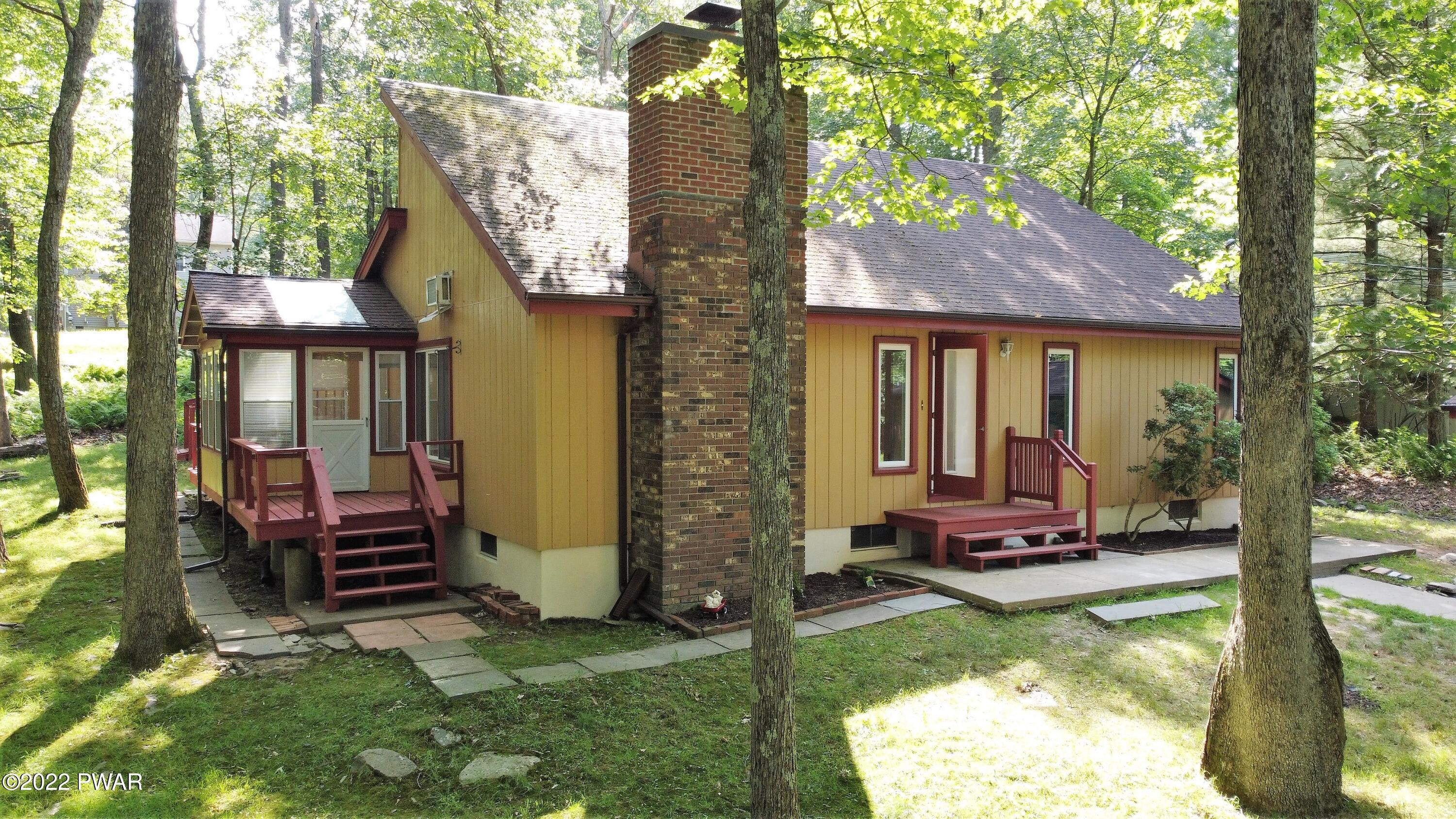 143 Lewis Road Milford, PA 18337 - Photo 2 of 36
