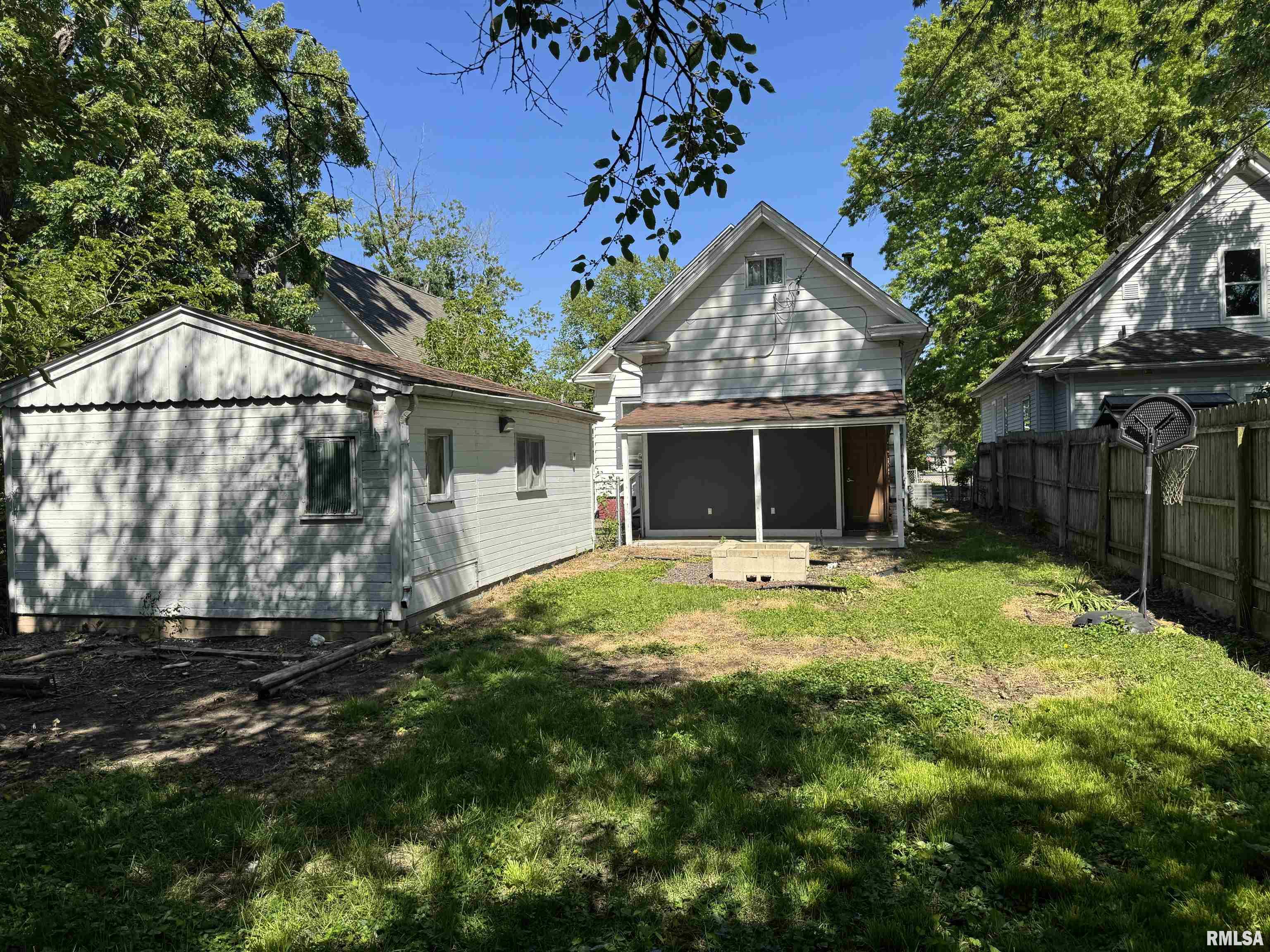 1733 South Spring Street Springfield, IL 62704 - Photo 28 of 30