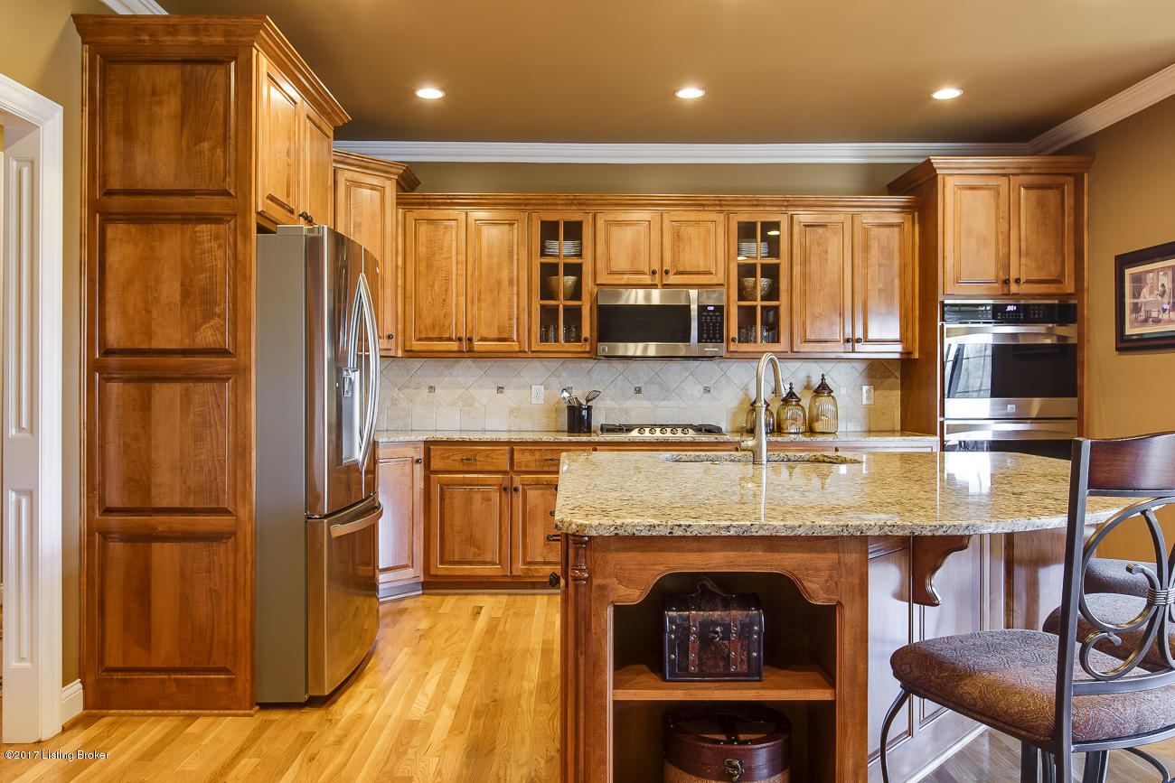 2901 Doe Ridge Court Prospect, KY 40059 - Photo 9 of 50 Eat-in-Kitchen