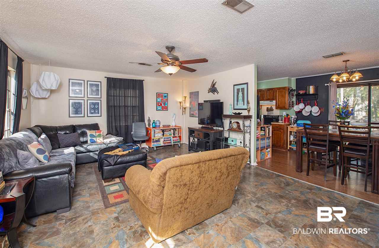 5712 Green Tree Road Mobile, AL 36609 - Photo 4 of 20