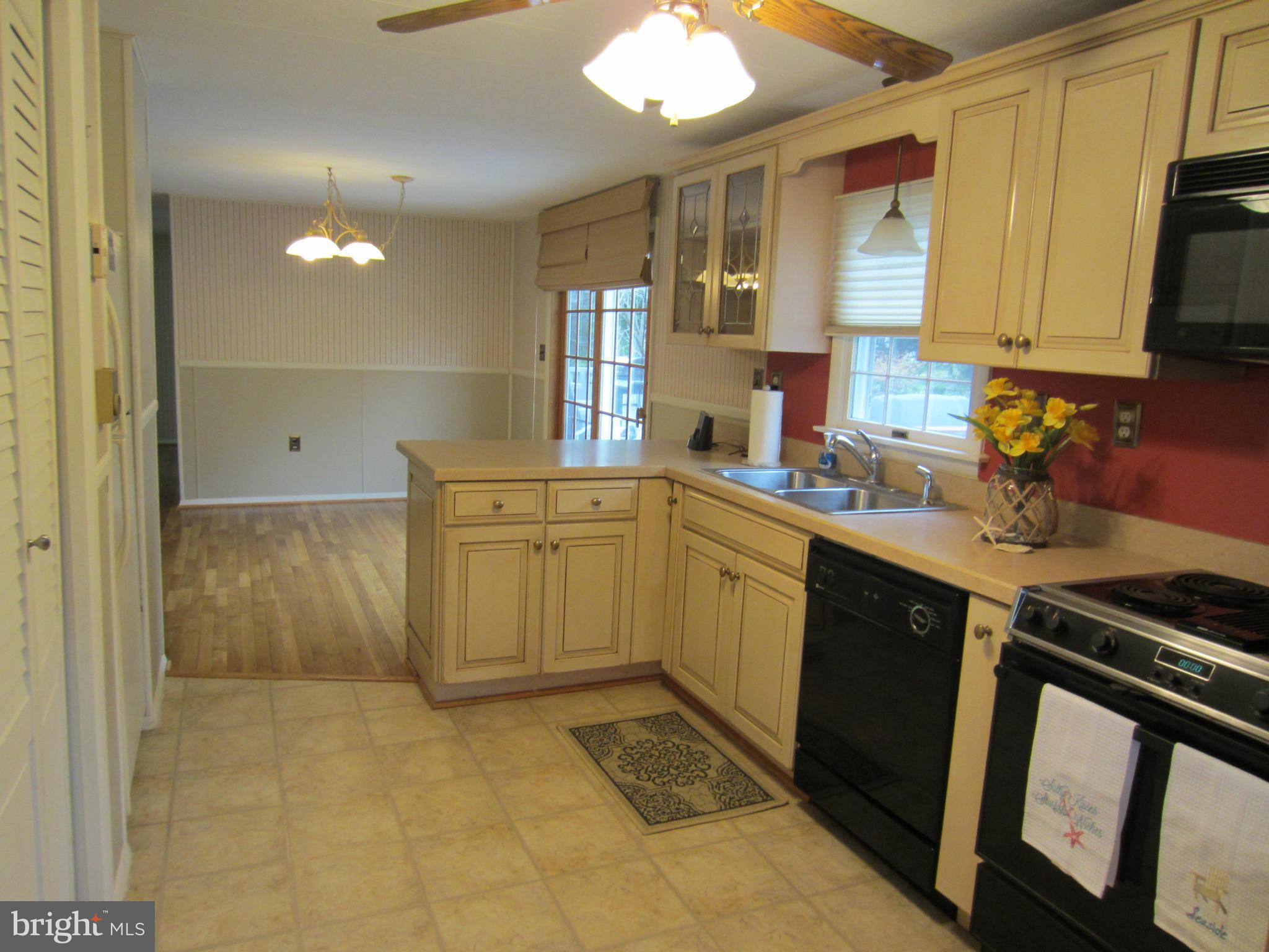 107 Birch Road Stevensville, MD 21666 - Photo 6 of 30 Kitchen