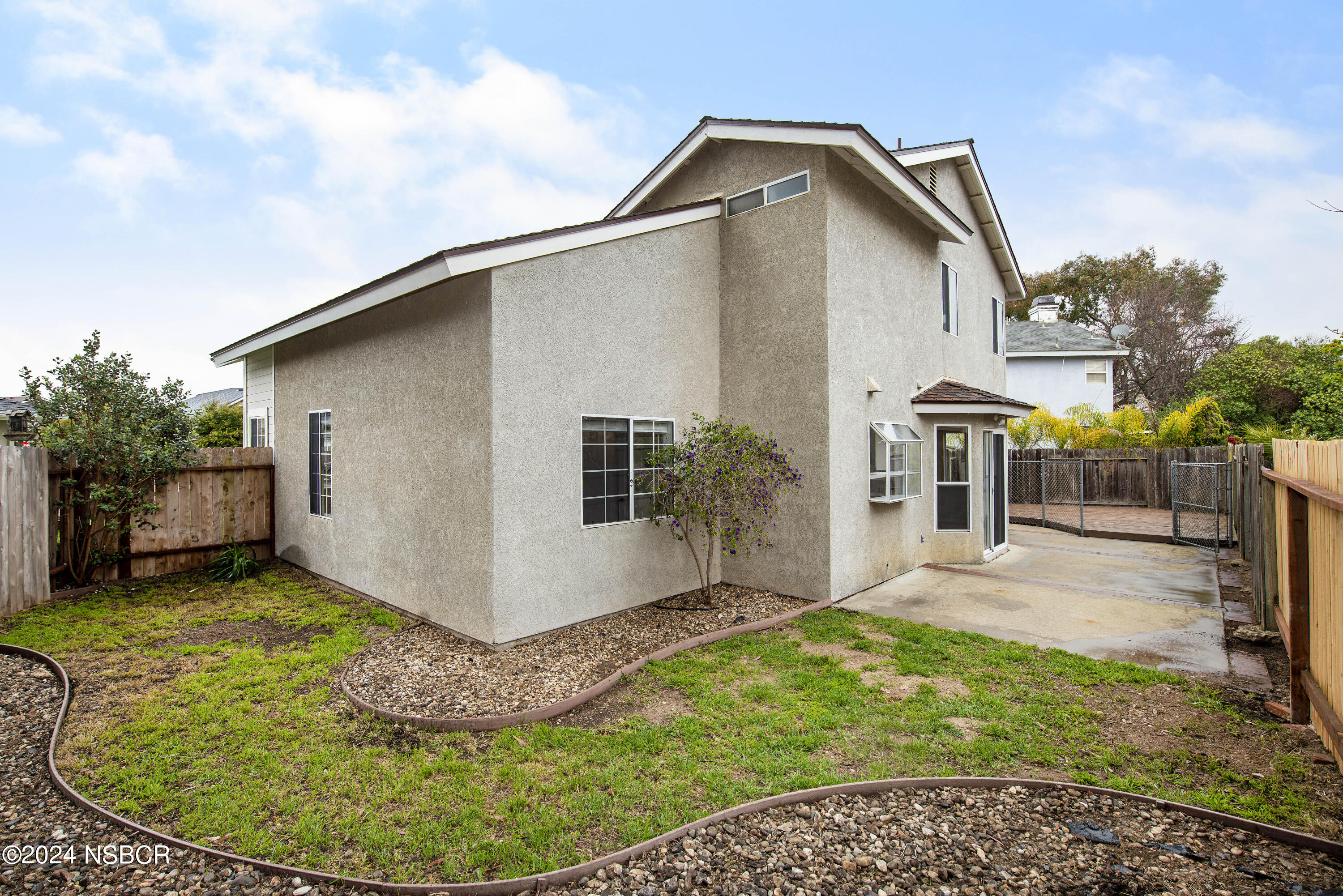 1341 Lloyd Place Lompoc, CA 93436 - Photo 18 of 20 a view of a backyard of house
