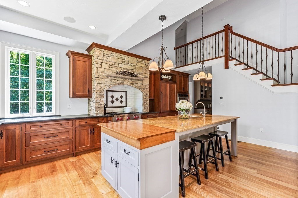230 Ruggles Street Westborough, MA 01581 - Photo 10 of 37 Gallery Image 10
