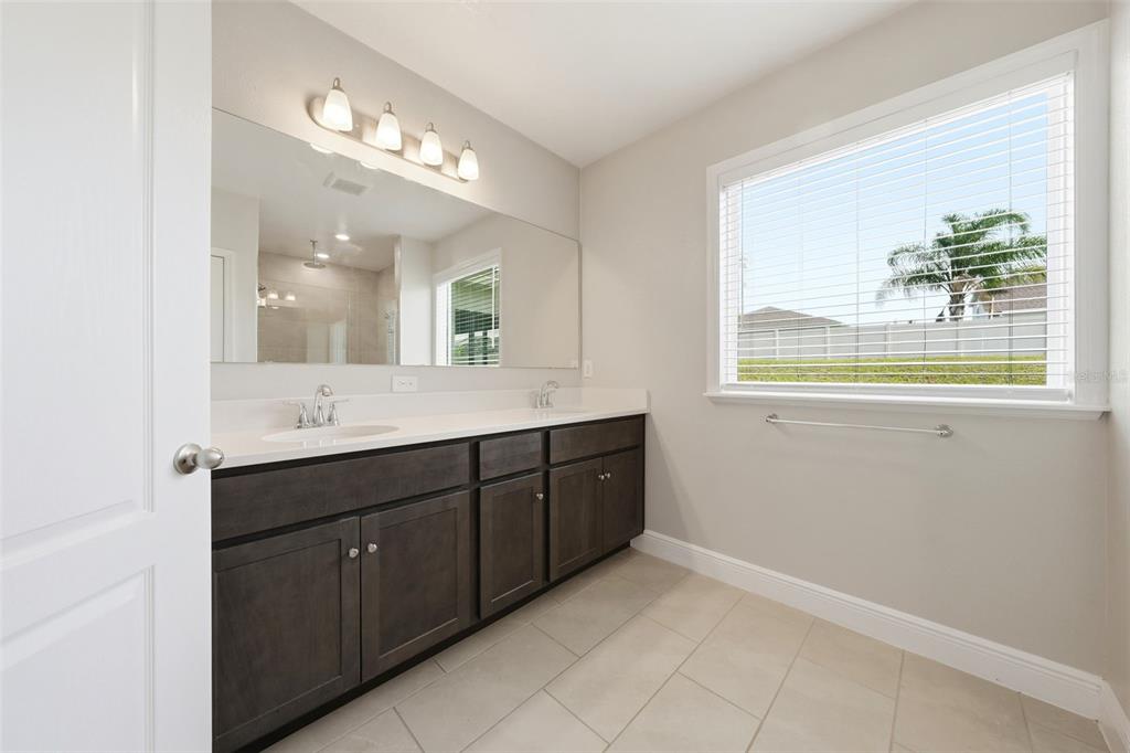 2524 Carriage Pointe Loop Apopka, FL 32712 - Photo 22 of 50